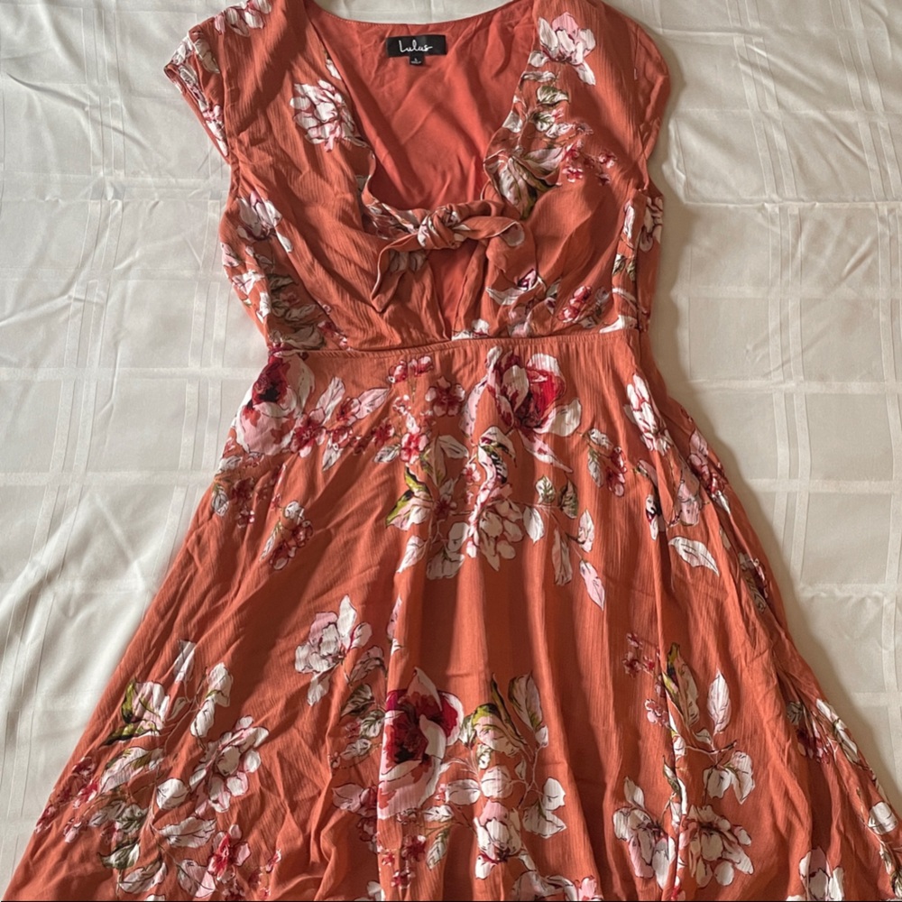 Lulus Floral bust Tie Mini Dress in Coral